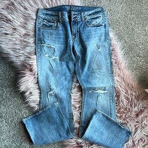 Women’s American eagle artist stretch jeans. Size 8 reg.